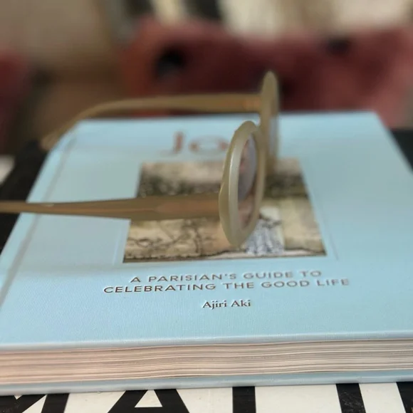 Chloe Beige Oval Sunglasses - Picture 2 of 6